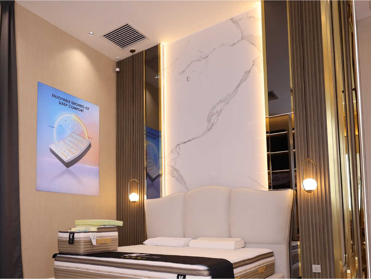 Four_Seasons_Feature_Wall